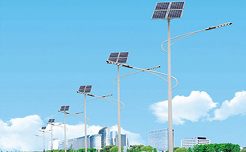 北方冬季贵德太阳能路灯的保养要点