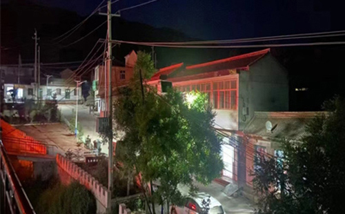 贵德太阳能路灯防雷接地做法详解