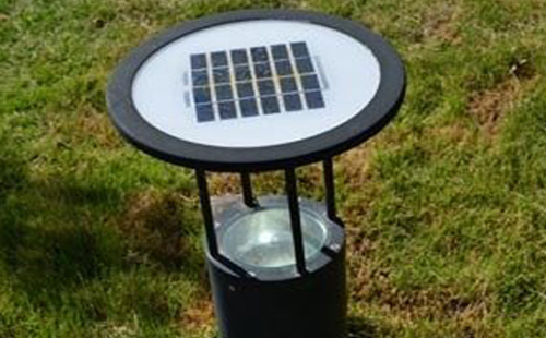 别墅庭院氛围营造：贵德草坪灯选型与布光技巧